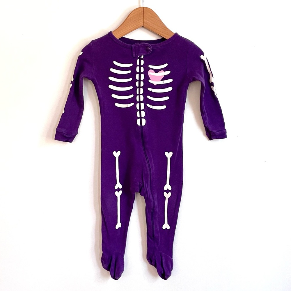 4/$20💥🎃 Glow-in-the-Dark Skeleton Bones & Heart Unisex Footie Sleeper, Halloween